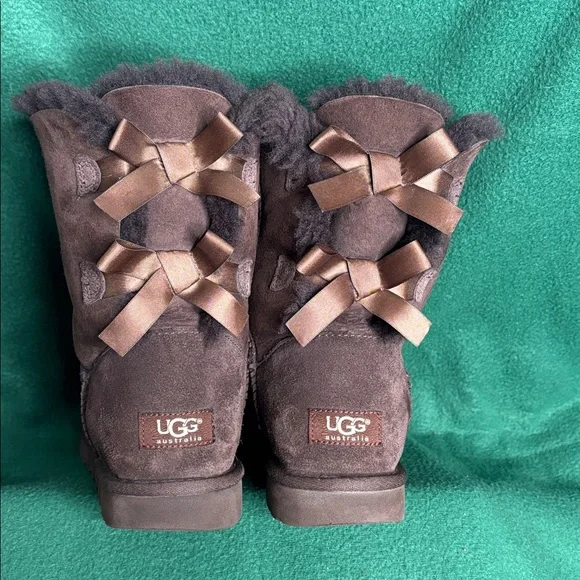 UGG Women's Chocolate Brown Shearling Boots - Picture 3 of 12